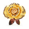 Broche fleur en or ornée de cristaux violets et de pétales bordeaux.