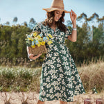 Robe Fluide Verte Fleurie Mi-Longue - Vignette | Dame Fleur