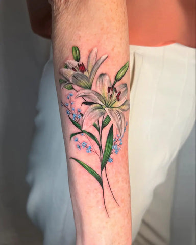 Tatouage Fleur de Lys: Signification et Exemples