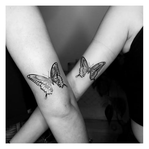 Tatouage Papillon Fleur: Signification et Exemples