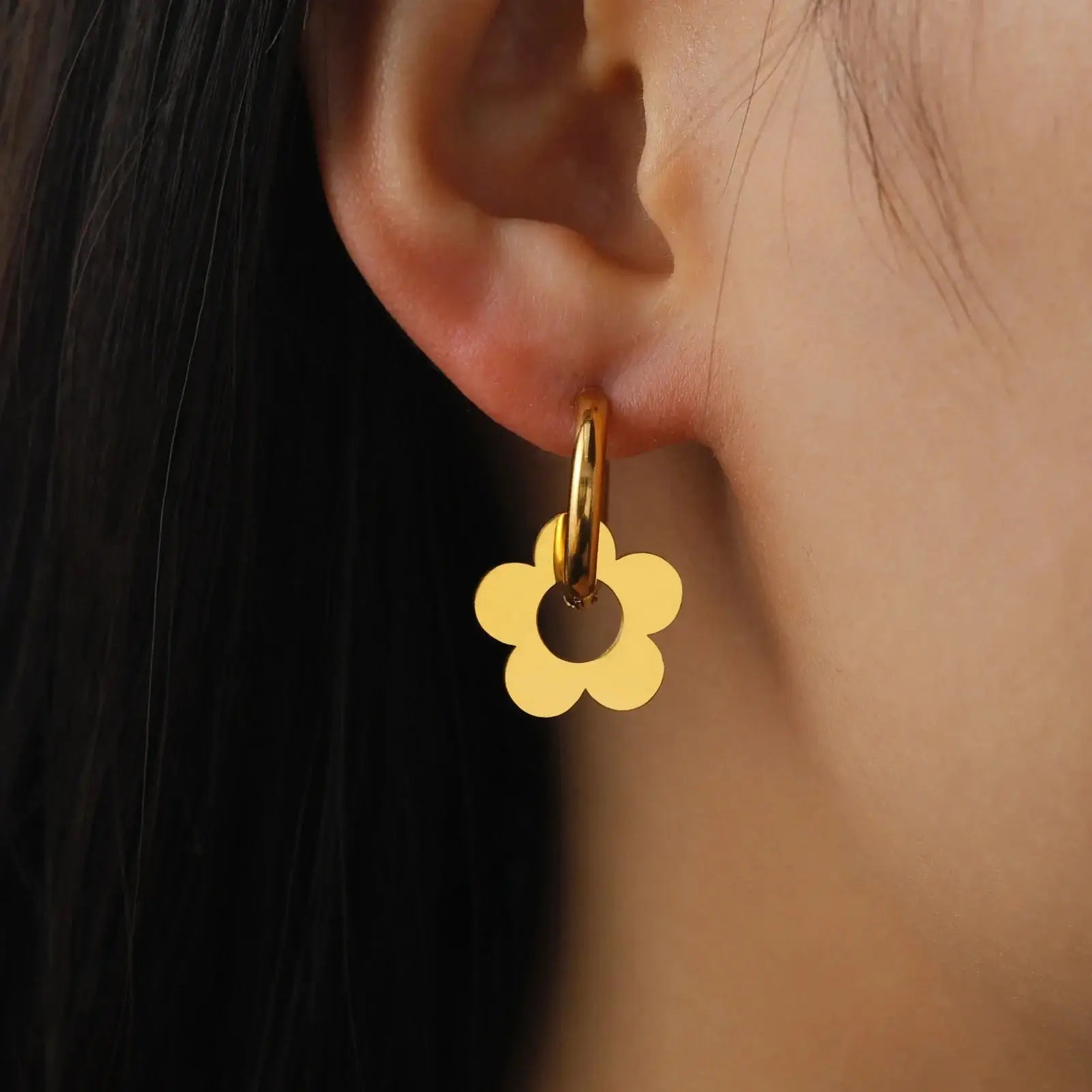Boucles d’Oreilles Fleur en Acier Inoxydable | Dame Fleur