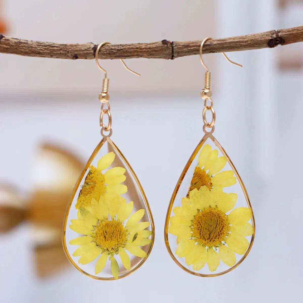 Boucles d’Oreilles Pendantes Fleur de Marguerite | Dame