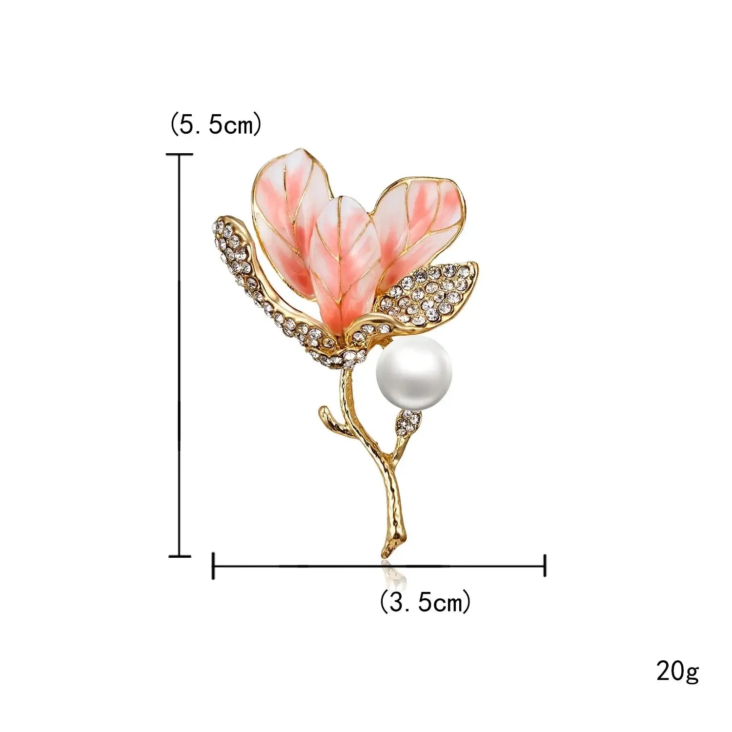 Délicate broche florale rose avec des accents de cristal, une tige dorée et un détail perlé.