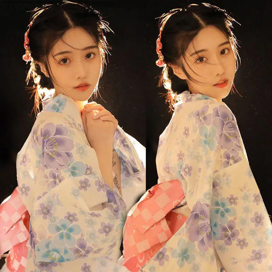 Kimono Japonais Blanc Fleuri | Dame Fleur