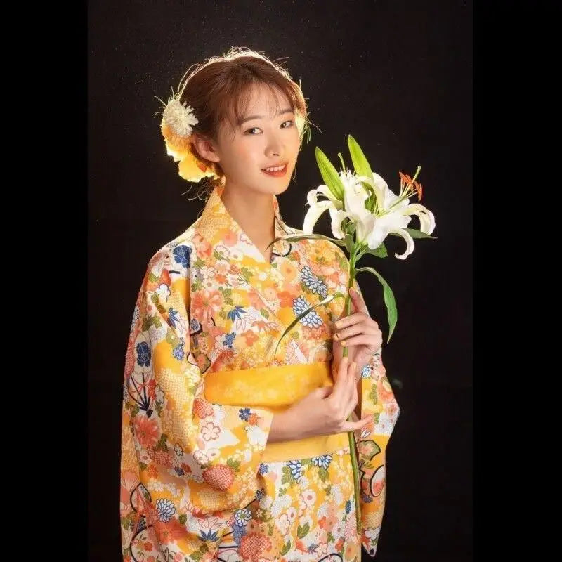 Kimono Japonais Doré Fleuri | Dame Fleur