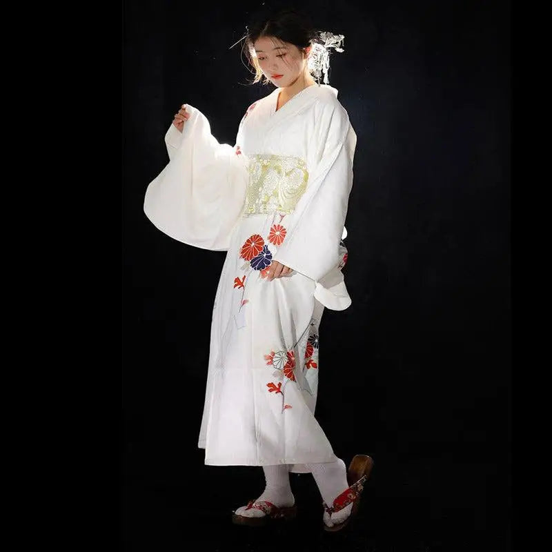 Kimono Japonais Traditionnel Blanc Fleuri | Dame Fleur