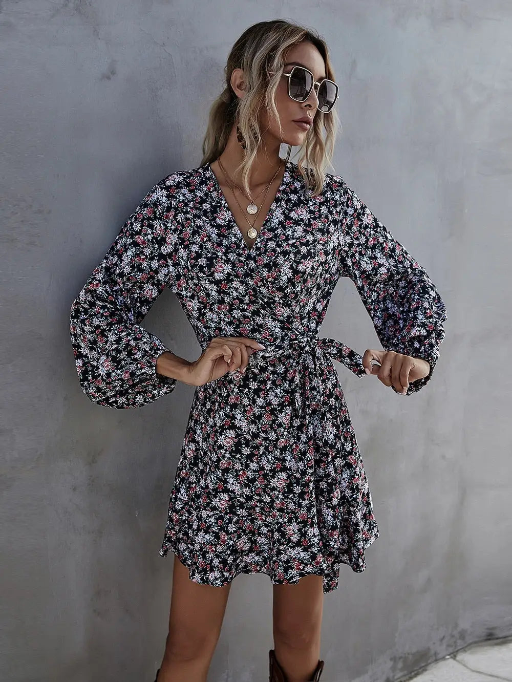 Robe à Fleurs Rouge et Noir | Dame Fleur