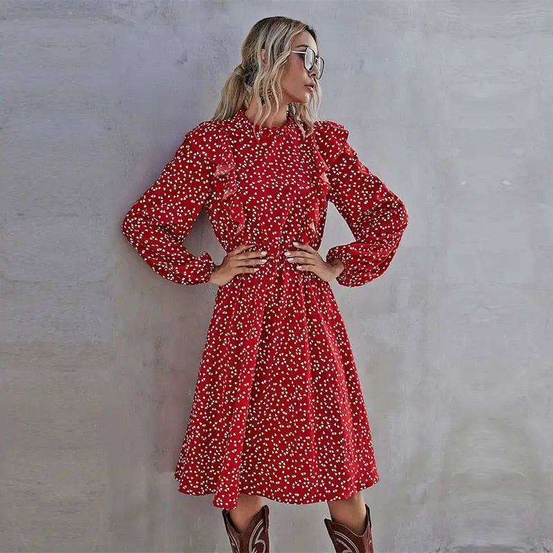 Robe Fleurie Col Montant Rouge | Dame Fleur