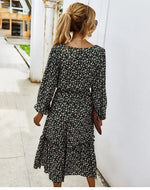 Robe Fleurie Mi-Longue Col Carré - Vignette | Dame Fleur